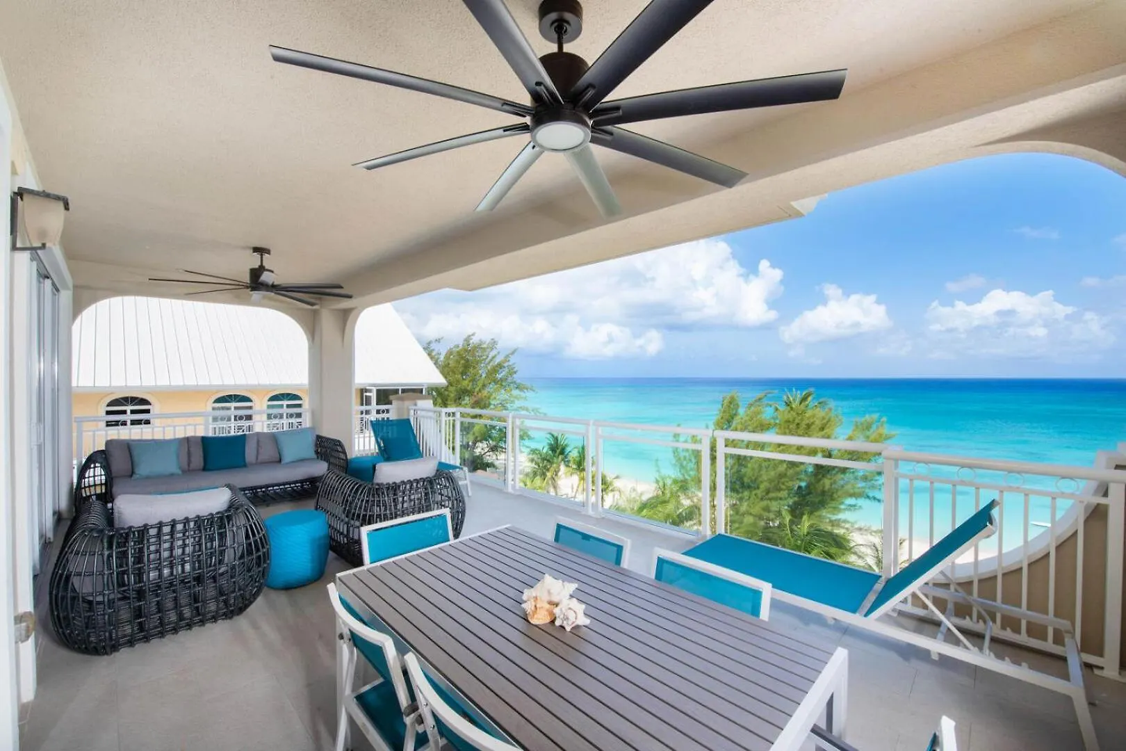 Beachcomber 30 George Town Cayman Islands