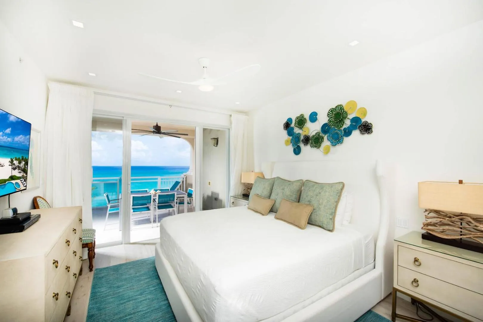 Apartment Beachcomber 30 George Town